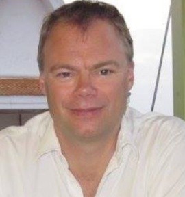 Dr. Timo Hogenhout